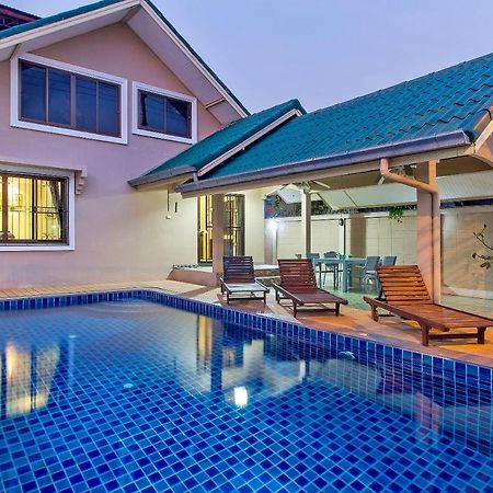 Pool Villa Tanzanite Near Walking Street Pattaya Buitenkant foto