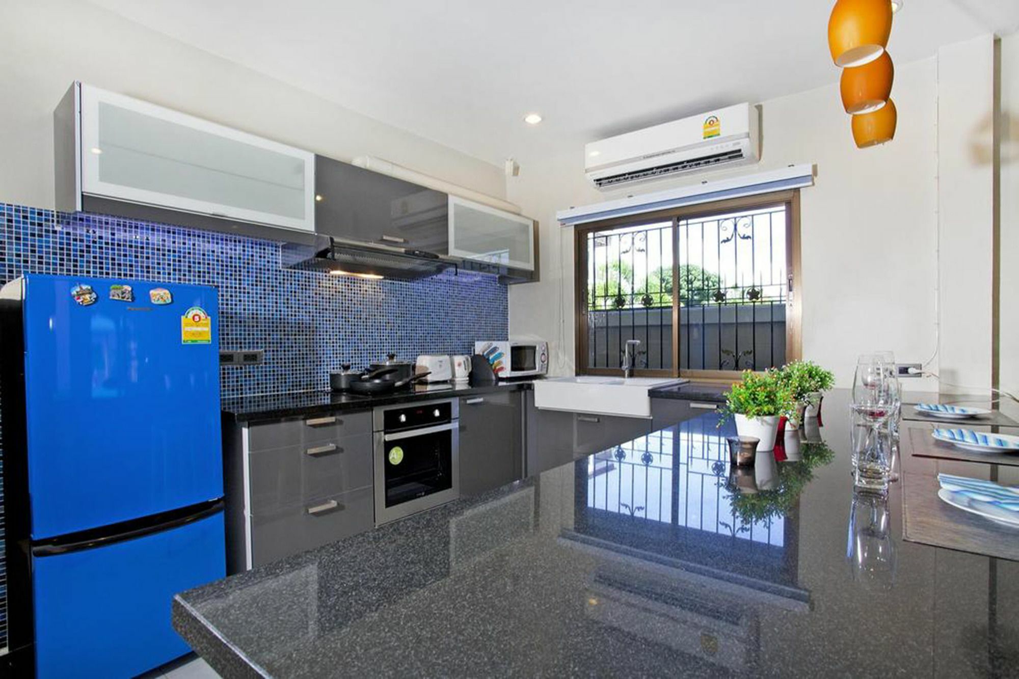 Pool Villa Tanzanite Near Walking Street Pattaya Buitenkant foto